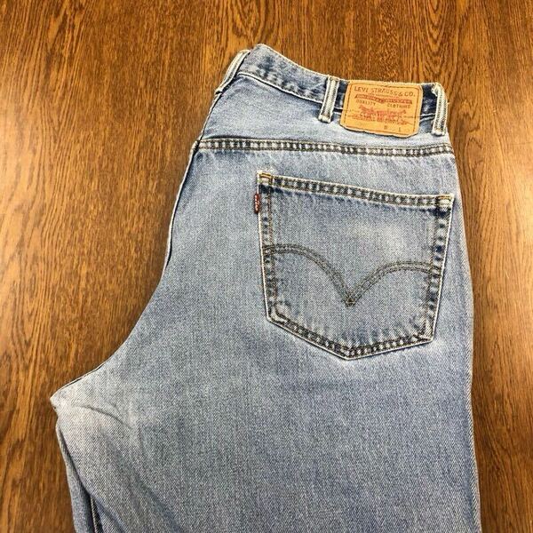 【FD125】Levi's 550 W40 L32 大きいサイズ ビッグサイズ ジーンズ デニムパンツ ブランド古着 リーバイス550 ボタン裏刻印4032 送料無料