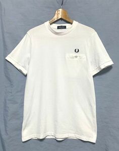 ★美品　FRED PERRY フレッドペリー　POCKET DETAIL PIQUE T-SHIRT 月桂樹刺繍 カノコ ポケットTシャツ ホワイト M