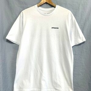 ☆20SS 美品 patagonia パタゴニア P-6 Logo Responsibili Tee ロゴプリントTシャツ ホワイト Ｓの画像3