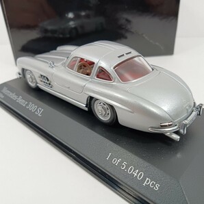 中古品 1/43 メルセデスベンツ 300SL 1955 シルバーの画像3