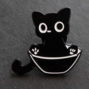 PIN『黒茶碗風呂猫』開運■ 新品 『風呂猫』萌猫.ネコ ■ねこ好き キャット■ピンバッジ ■おしゃれ ファッション ラッキーアイテム 開運■