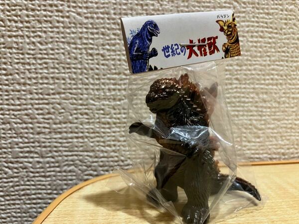 マルサン マルガチャ ミレゴジ 東宝怪獣 ゴジラ 新品 彩色 ダークブラウン　ソフビ　ミレニアムゴジラ　赤目　marusan