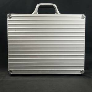 0000-0337 1円出品 リモワ RIMOWA バッグ アタッシュケース ビジネスバッグ トランクケース シルバー ダイヤルロック式 鍵 付属品 ありの画像3