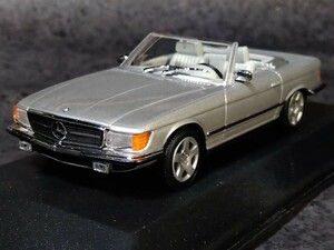 ミニチャンプス 1/43 メルセデスベンツ 350SL(R107型)