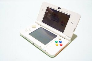 【質Banana】中古・簡易動作確認済み品!! Nintendo/任天堂 New3DS ポータブルゲーム機 カバー付き 現状渡し♪.。.:*・゜④