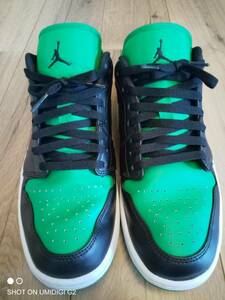 AIR JORDAN 1 LOW "LUCKY GREEN" 553558-065 （ブラック/ブラック/ラッキーグリーン/ホワイト）28cm