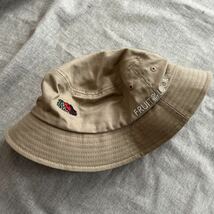 FRUIT OF THE LOOM LOGO EMB BUCKET HAT フルーツオブザルーム 帽子 バケットハット ベージュ_画像2