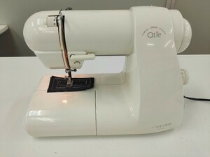 ★SINGER（シンガー） Qtie 【Qt-7000】 ☆通電・試し縫い確認済み☆ジャンク品☆1円スタート