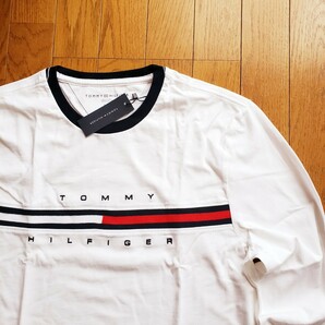 【新品】TOMMY HILFIGER XLサイズ ロンT フラッグロゴ ロングスリーブ Tシャツ ホワイト トミーヒルフィガー 長袖の画像2