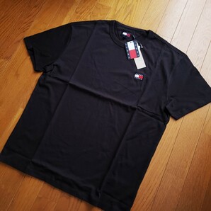 【新品】トミーヒルフィガー Mサイズ TOMMY JEANS ロゴ Tシャツ ブラック ワンポイント トミージーンズの画像2