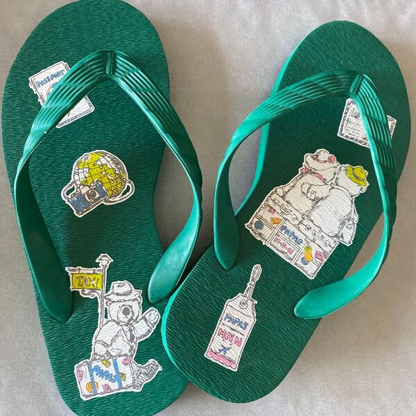 新品 未使用品 パパス (PAPAS)ビーチサンダル 夏 グリーン系 限定ノベルティ