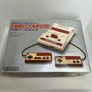 【ゲーム機】動作未確認 任天堂 ニンテンドー ファミコン Nintendo ファミリーコンピューター FC 箱 説明書付き HVC-001 当時物の画像1