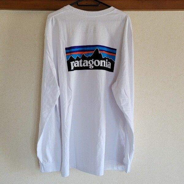 Patagonia ロングTシャツ