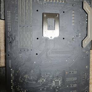 ASRock Z490 PG Velocita PC マザーボード LGA1200 動作問題無しの画像3