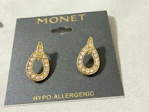 monet モネ しずく型　金色　ティアドロップ　キラキラ ピアス