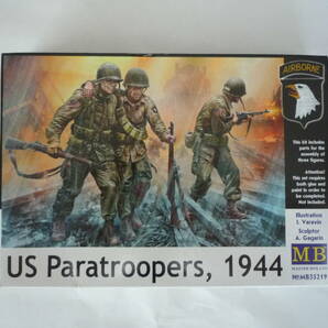 マスターボックス Master Box 3219 1/35 第二次世界大戦・アメリカ 空挺部隊兵士1944・3体・装備多数 U.S.Paratroopersの画像1