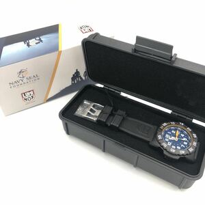 4/4TC-G2245★ルミノックス Luminox /腕時計 時計 /ブラック/ウォッチ/稼働品/メンズウォッチ/箱付き/DF7/EA6