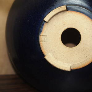 『大和魂』【平安香艸】瑠璃釉窯変反縁切脚丸鉢・径12.4cm・古手の作・時代付の画像10