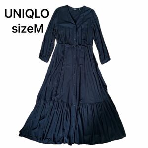 美品　UNIQLO Vネックフレアワンピース　7分袖　サイズM ブラック　ロングカーディガン　ロングワンピース