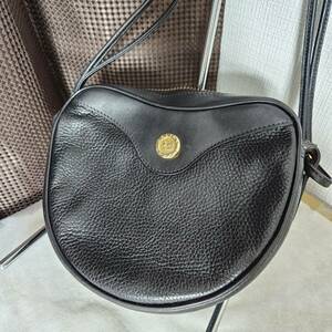 《1円スタート》Celine　セリーヌ　馬車金具　レザー　ショルダーバッグ　ブラック　　CE4931