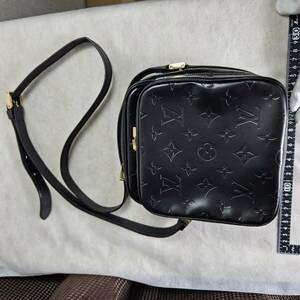 《1円スタート》LV　ルイヴィトン　ヴェルニ　ウースター　ショルダーバッグ　ブラック　L173