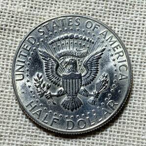 アメリカ銀貨 1964年 ケネディ銀貨 ハーフダラー 50セント 約12.6g 銀900の画像2