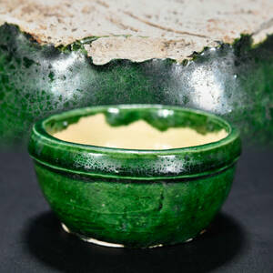br10356 緑釉 茶碗 煎茶道具 陶器 陶磁器 唐物 幅7.2cm 高3.5cm