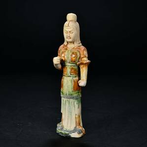 br10389 中国美術 唐三彩 力士立像 人物置物 陶器 中国古玩 高17.4cmの画像2
