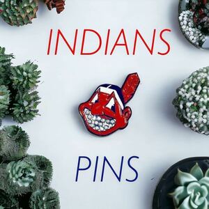 インディアンス　ワフー酋長　ピンズ　ニューエラドレスアップアクセサリー★NEW ERA INDIANS★カスタムピンズ　ピンバッジ