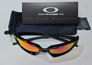 OAKLEY