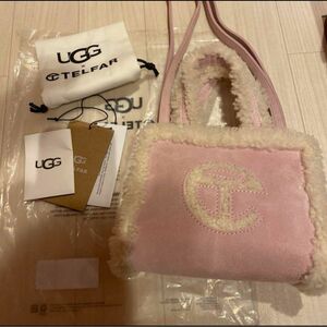 ugg telfar small shopper ショルダーバッグ　ピンク