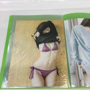 ※8 【同梱可】レア ポスター 昭和アイドル 雑誌付録 切り抜き ファイル入り 吉木りさ 多田あさみ  水着 の画像3