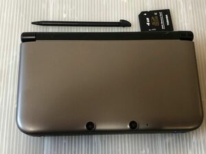 動作OK 液晶無傷　概ね美品　ニンテンドー 3DS LL 本体 SPR-001 シルバーブラック　タッチペン　SDカード付き