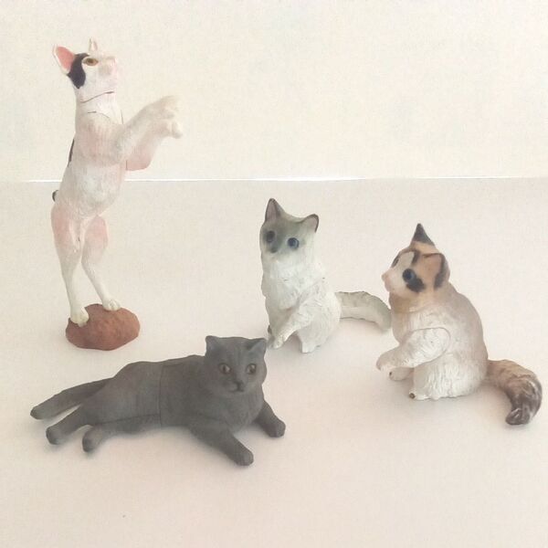 チョコエッグ 猫4匹セット