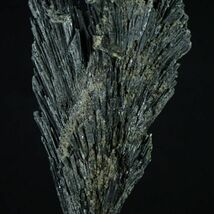 ブラック カイヤナイト 原石45g サイズ約98mm×40mm×12mm ブラジル ミナスジェライス州産 藍晶石 kbt074 天然石 パワーストーン 鉱物_画像3