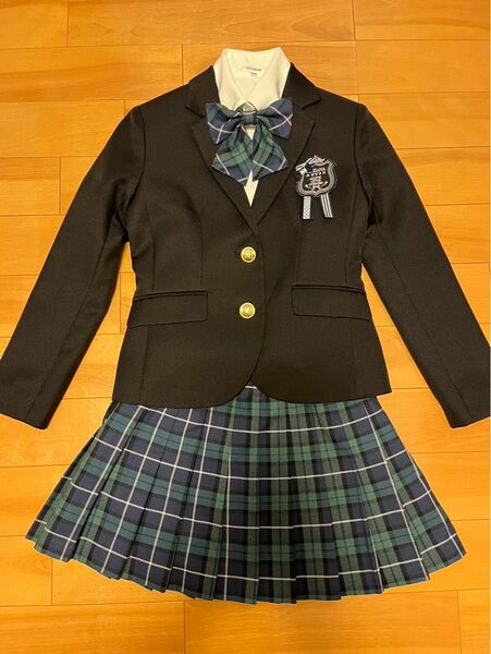 女の子フォーマル(ジャケット+スカート+シャツ+リボン+ワッペンの5点セット)