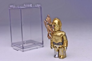 【 STAR WARS キューブリック】★C-3PO & サレシャヌクラム★純正ディスプレイケース付★限定販売★スターウォーズ★TAKARA TOMY★