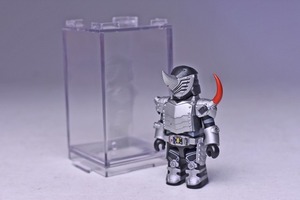 【仮面ライダー キューブリック】★ドラゴンナイト★純正ディスプレイケース付★KUBRICK★MEDICOM TOY★メディコムトイ★