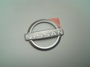 日産純正 新 NISSANロゴ CI エンブレム (小) ZE1 ZE0 リーフ e-NV200 バネット FE0 アリア