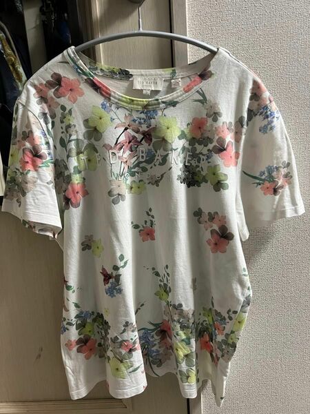 TED BAKER テッドベイカー 花柄 ロゴ Tシャツ