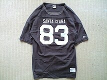 即決 別注品 Champion フットボール Tシャツ ランタグ 38-40 Mサイズ SANTA CLARA サンタクララ チャコール_画像1