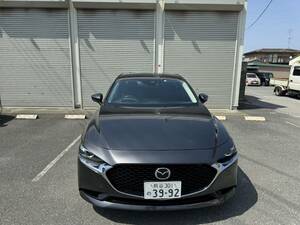 マツダ MAZDA3セダン 年式：令和４　走行距離:27,200KM 車検： 2年付き