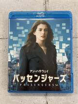 パッセンジャーズ　Blu-ray　アン・ハサウェイ　パトリック・ウィルソン　セル版　※B1_画像1