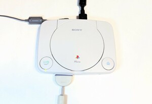 動作品・清掃済み★SONYプレイステーション PSone 本体のみ「SCPH-100」 PlayStation／PS one