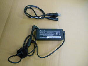 Panasonic AC adapter CF-AA65D2A M1 16V 5.3A outer diameter 5.5 inside diameter 2.6 (10