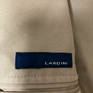 至高の逸品 LARDINI ラルディーニ セットアップ ベージュ 44 S メンズ イタリア スーツ カジュアル 本切羽 オールシーズンの画像6