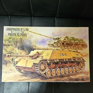 MR.HOBBY JAGDPANZER IV L/48 CONVERTIBLE PANZER IV /70 (V) コンバーチブルキット