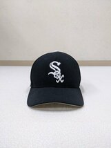 20．ホワイトソックス ナイキ ロゴ ベースボール キャップ 帽子 MLB 野球 WHITE SOX Y2K ストリート 最大約59㎝ 黒白x405_画像1