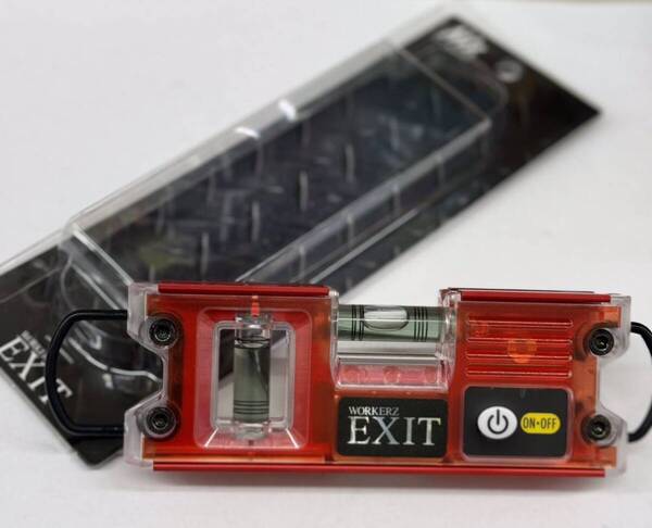 送料無料 EXITトビライトレベルミニ 水平器 EXT16TBLMRE ネクストワーカーズ レッド