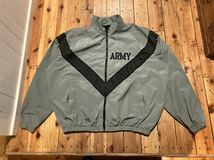 米軍実物 MーR トレーニングジャケット 04年製　100円スタート　売り切り　ミリタリー　ジャケット　ARMY 美品　vintage ナイロン_画像1